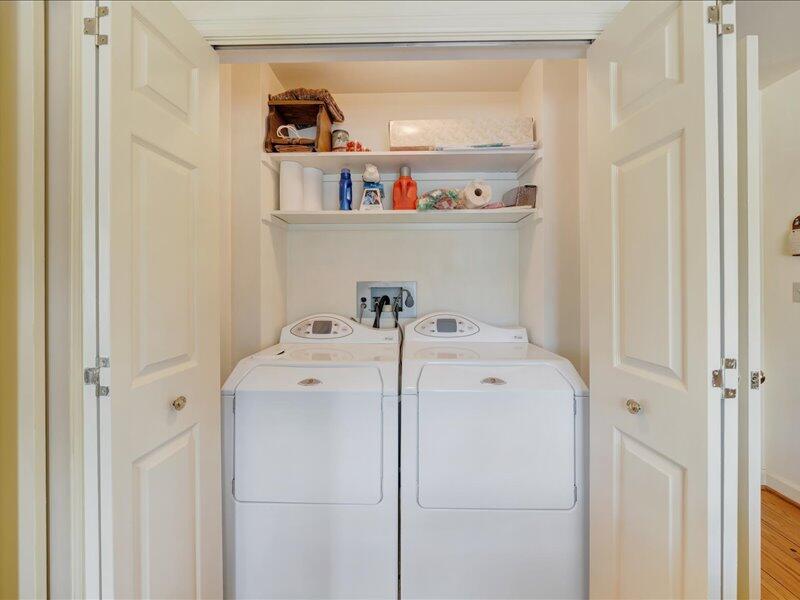 1091 Cool Rock Road Vinton, VA 24179 - Photo 14 of 44 a utility room with dryer and washer