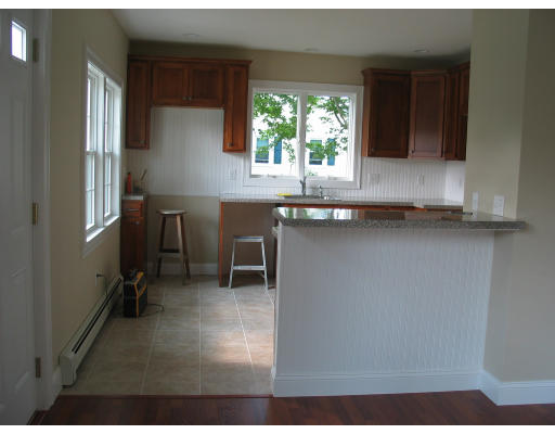 99 Sconticut Neck Road Fairhaven, MA 02719 - Photo 4 of 8 Gallery Image 4