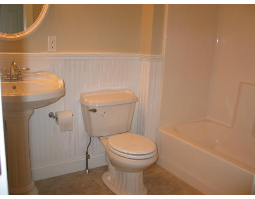 99 Sconticut Neck Road Fairhaven, MA 02719 - Photo 6 of 8 Gallery Image 6