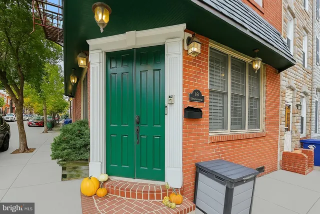 a view of outdoor space and porch