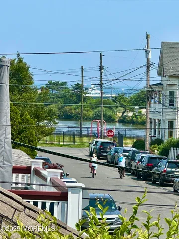 $2,400 | 69 Cookman Avenue, Ocean Grove, NJ 07756