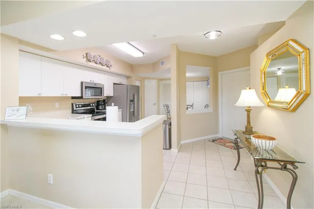 $3,510 | 5025 Cedar Springs Drive, Unit 102, Naples, FL 34110