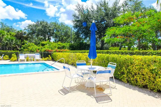 $3,510 | 5025 Cedar Springs Drive, Unit 102, Naples, FL 34110