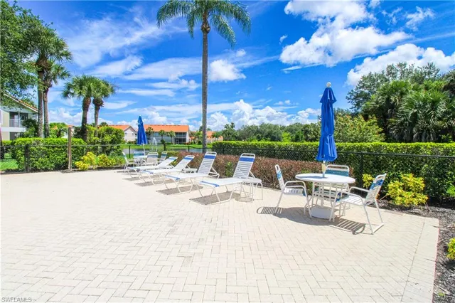 $3,510 | 5025 Cedar Springs Drive, Unit 102, Naples, FL 34110