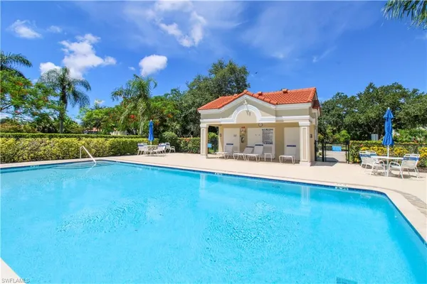 $3,510 | 5025 Cedar Springs Drive, Unit 102, Naples, FL 34110