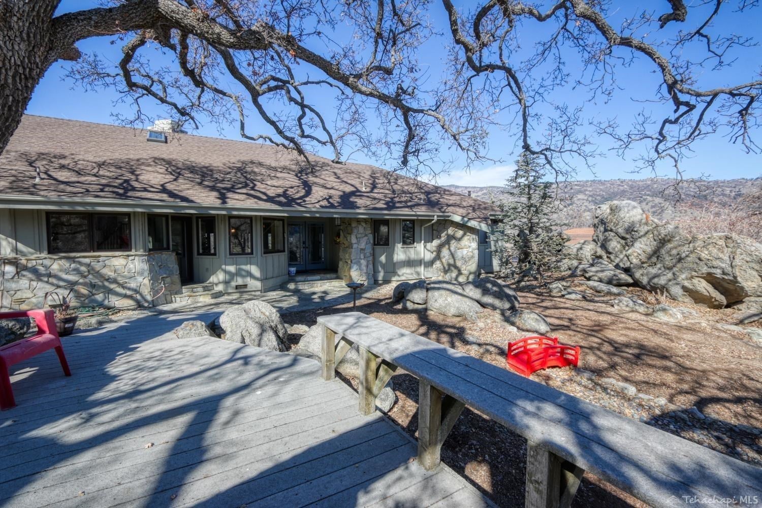 28250 Cumberland Road Tehachapi, CA 93561 - Photo 10 of 68 Gallery Image 10