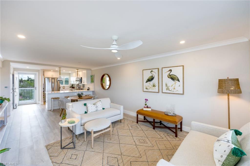 29 High Point Circle East, Unit 403 Naples, FL 34103 - Photo 14 of 50