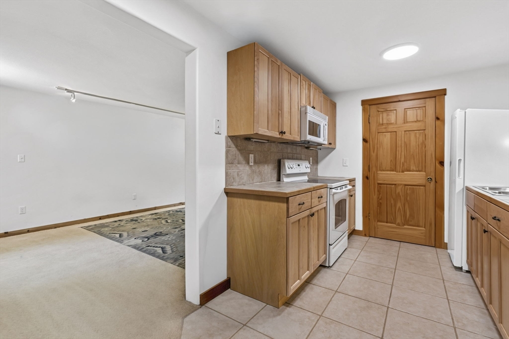 302 Main Road Westhampton, MA 01027 - Photo 32 of 42