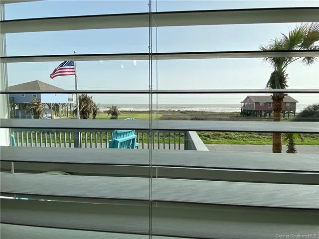 $324,000 | 114 Breaker Drive, Cameron, LA 70631