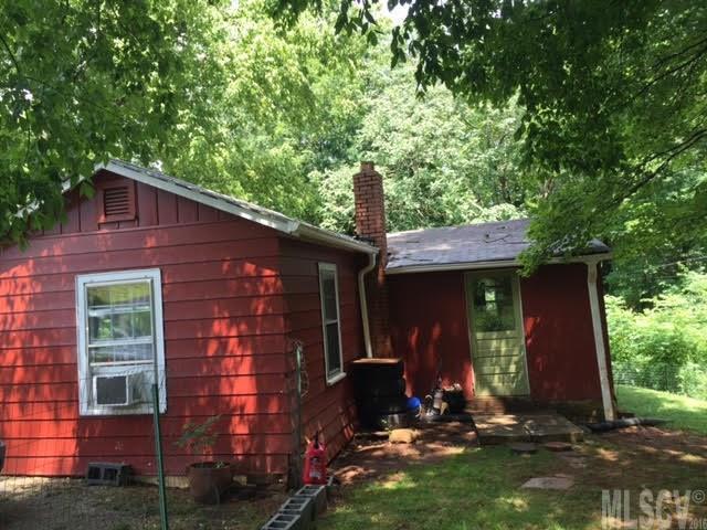 115 Cooper Road Marion, NC 28752 - Photo 2 of 17 Gallery Image 2