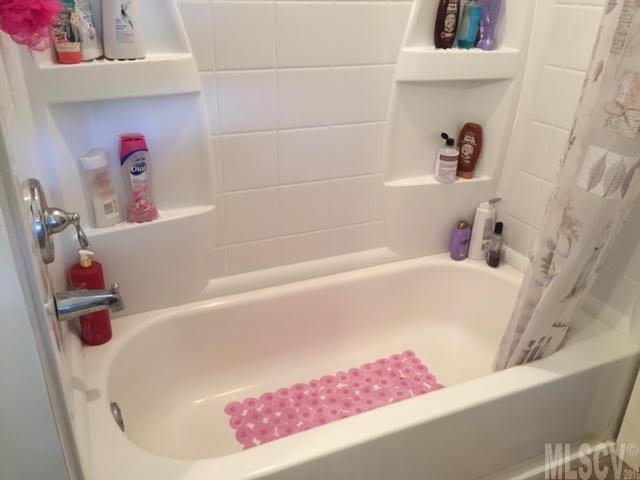 115 Cooper Road Marion, NC 28752 - Photo 3 of 17 Gallery Image 3