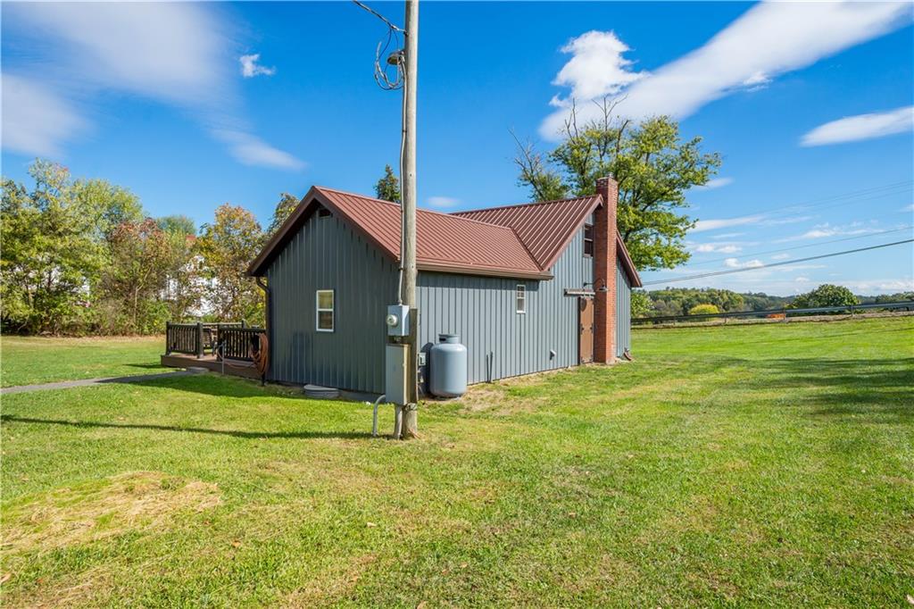 16 Valley View Road Eighty Four, PA 15330 - Photo 28 of 33 a house view with a garden space