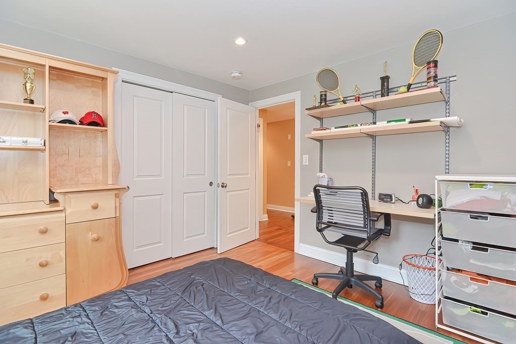 27 Livingston Road Sharon, MA 02067 - Photo 23 of 42 Gallery Image 23