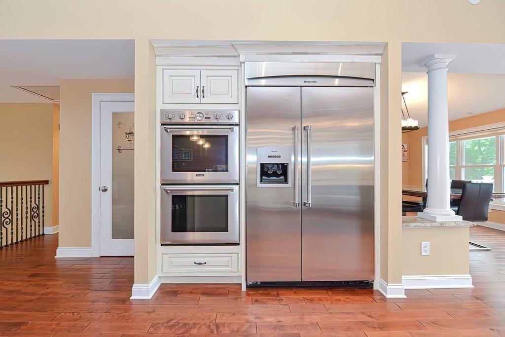 27 Livingston Road Sharon, MA 02067 - Photo 8 of 42 Gallery Image 8