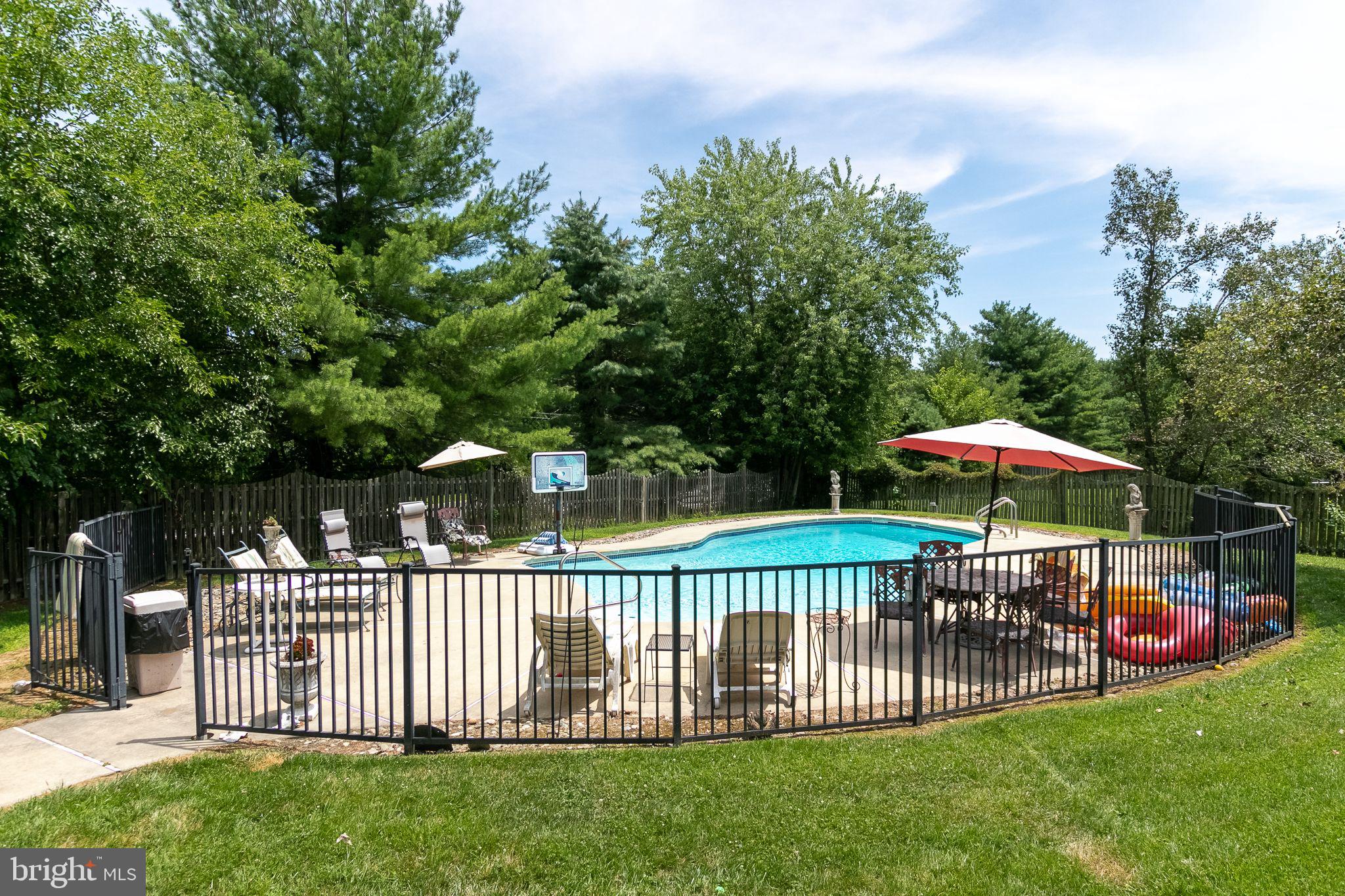 19 Pavilion Road Voorhees, NJ 08043 - Photo 2 of 36 Your personal oasis!