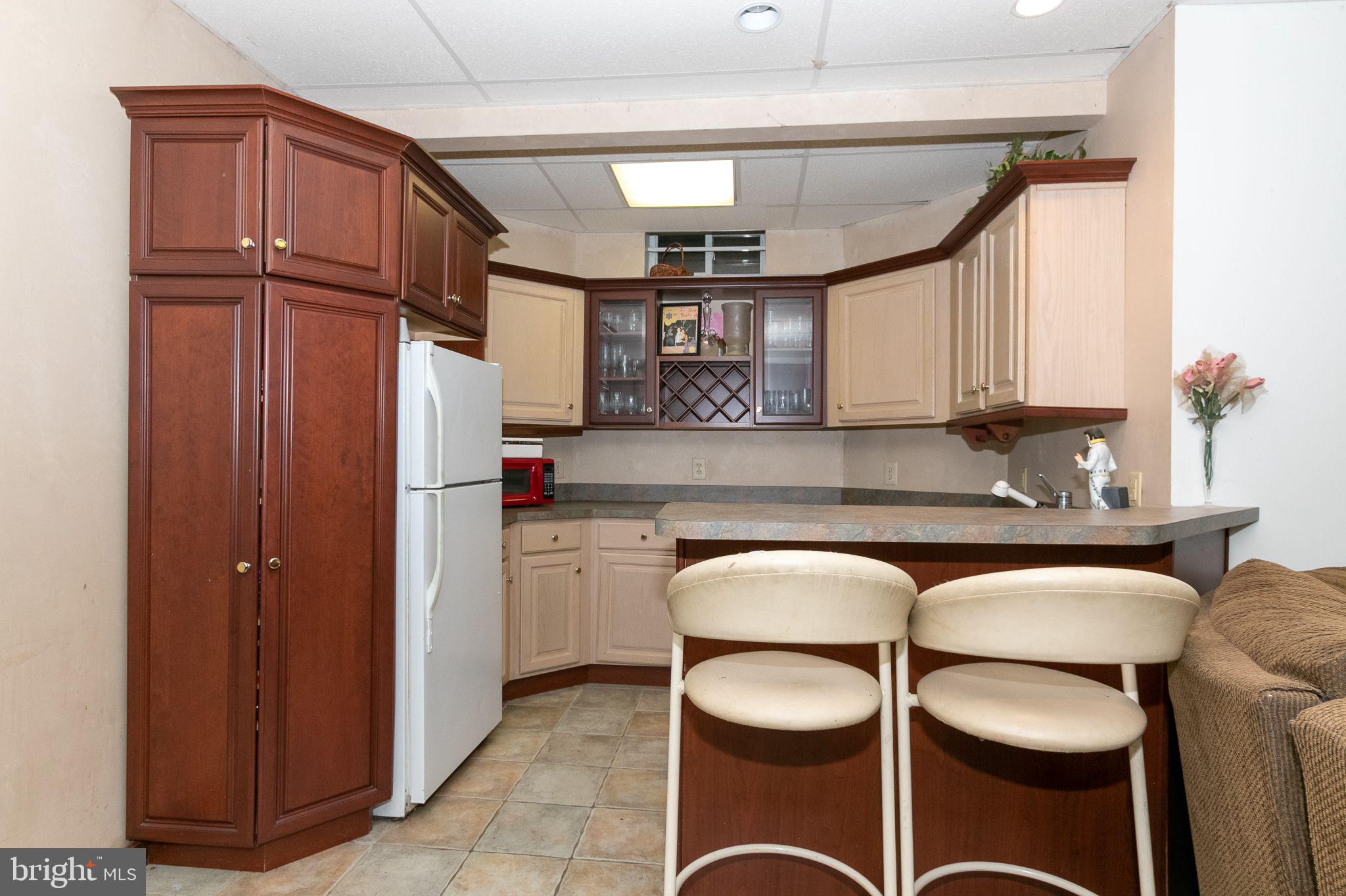 19 Pavilion Road Voorhees, NJ 08043 - Photo 34 of 36 lower level kitchenette