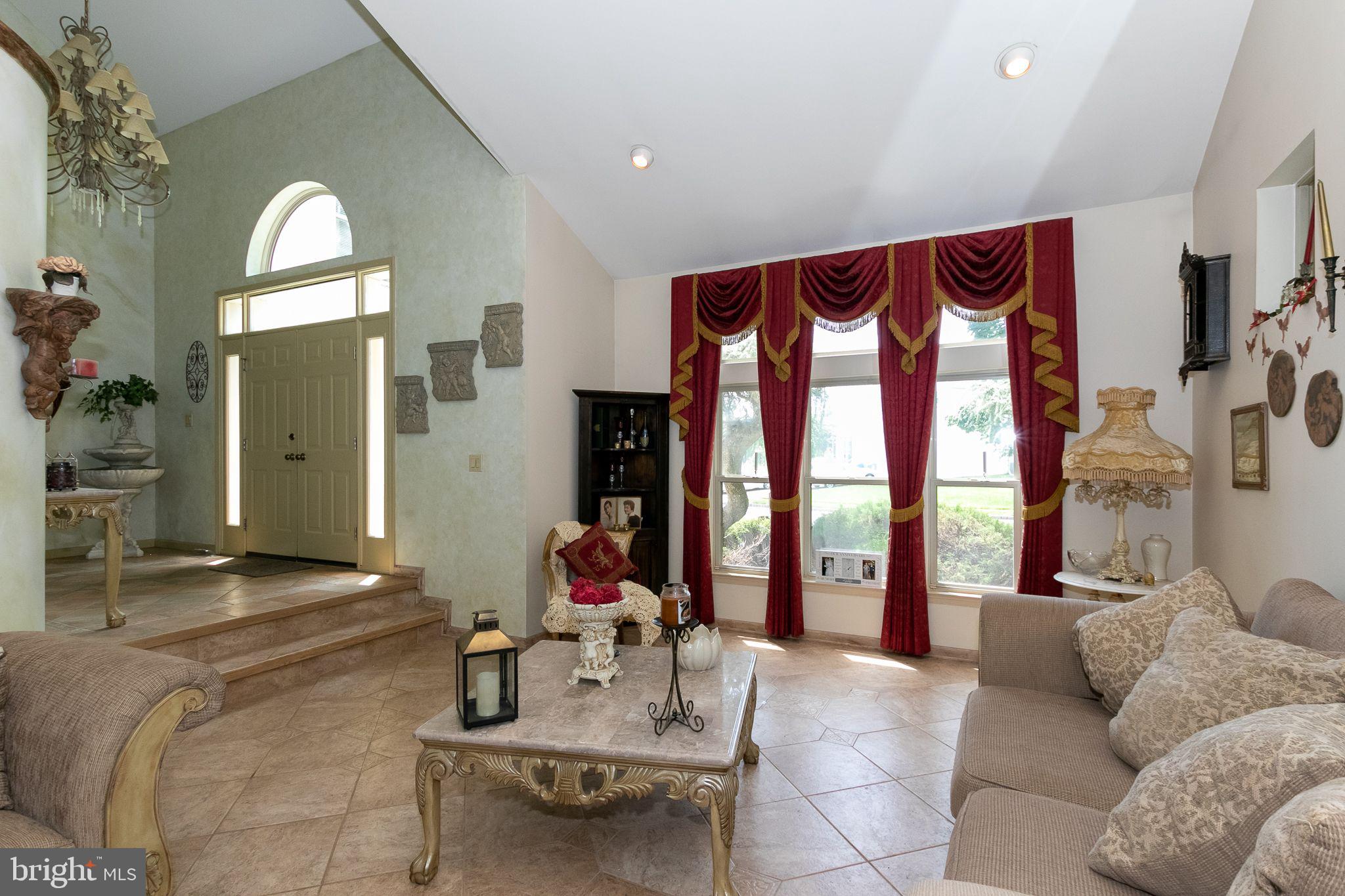 19 Pavilion Road Voorhees, NJ 08043 - Photo 7 of 36 Living room