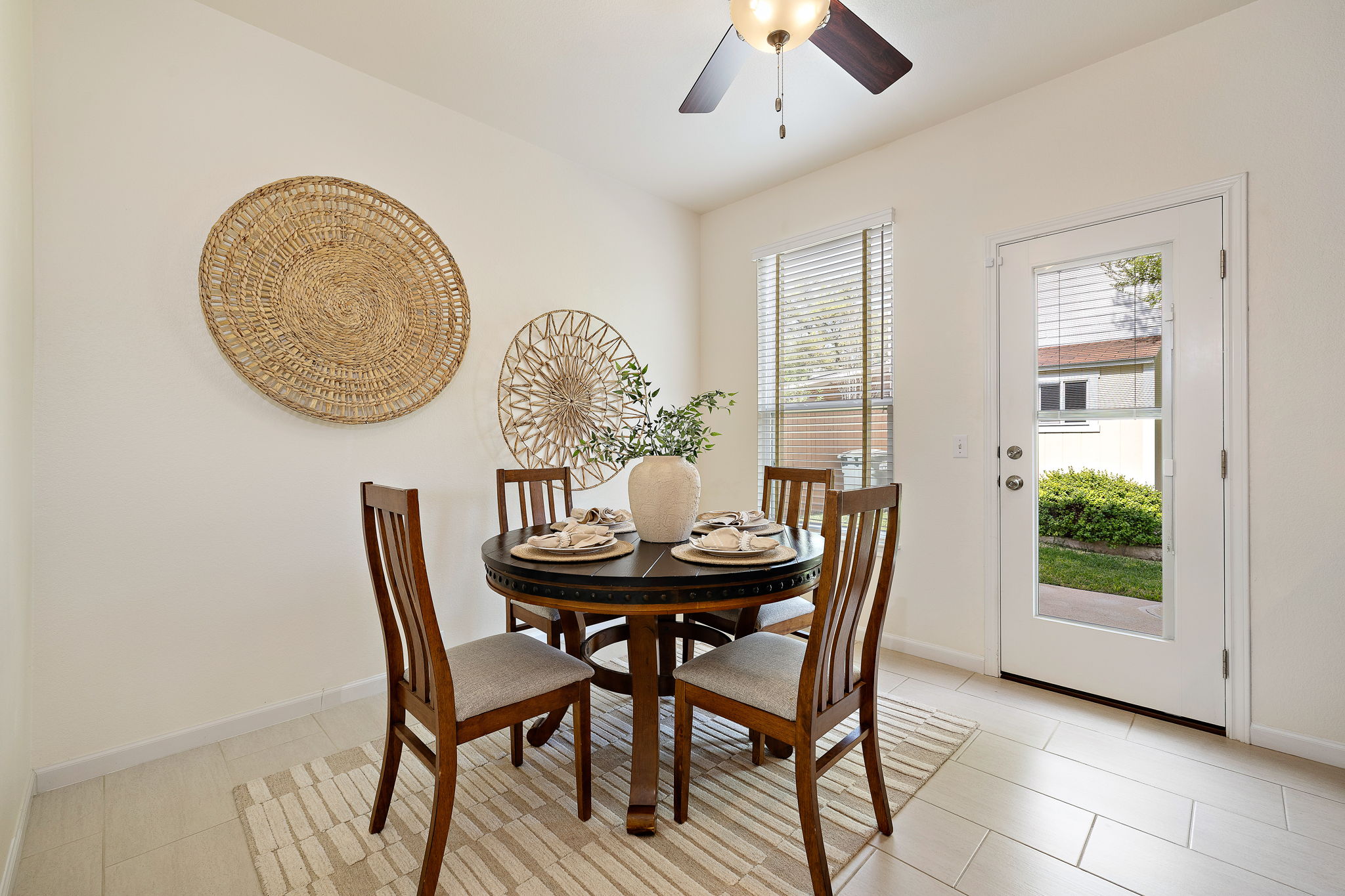 2201 Kerr Trail Cedar Park, TX 78613 - Photo 14 of 32 Large dining area that can fit everybody around the table