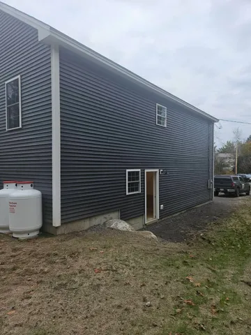 $524,900 | 564 Kenduskeag Avenue, Bangor, ME 04401