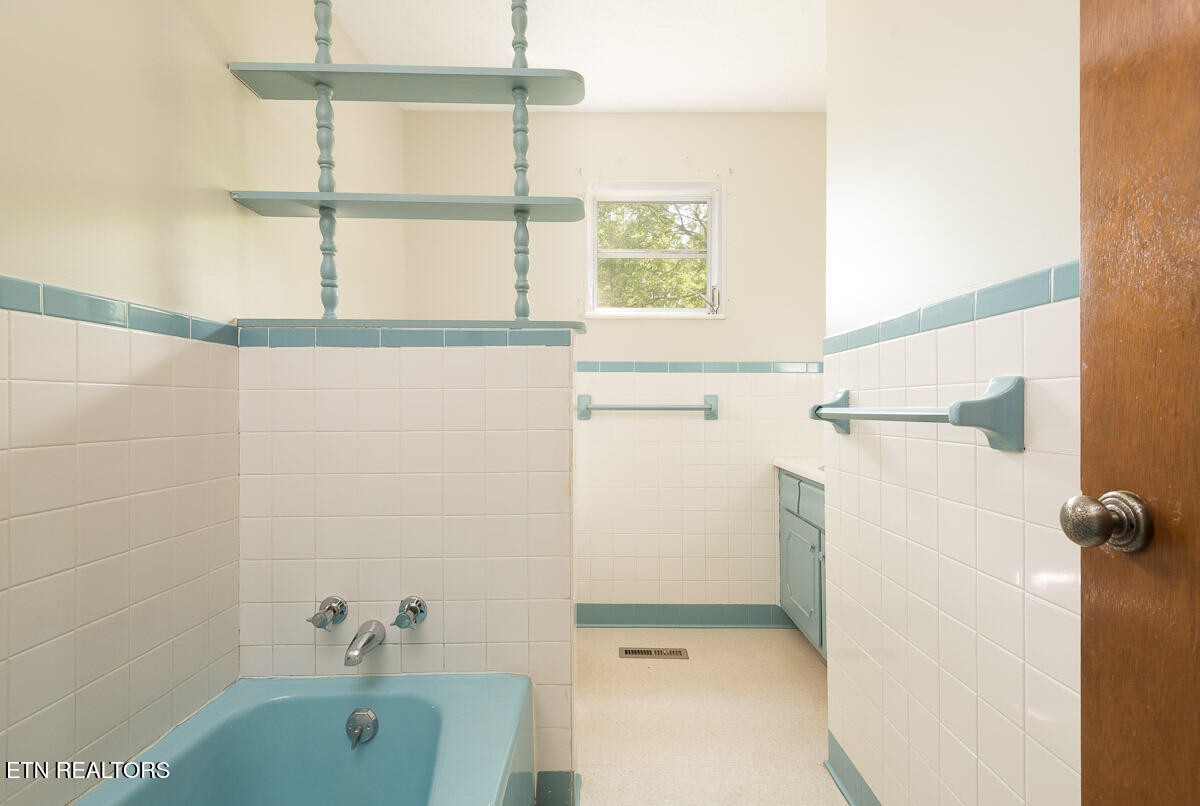 1940 Harris Road Knoxville, TN 37924 - Photo 9 of 14