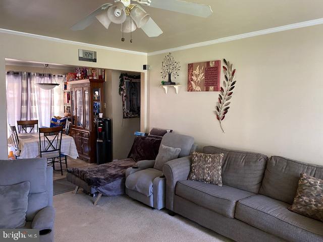 6615 Fargo Street Springfield, VA 22150 - Photo 3 of 30 Gallery Image 3