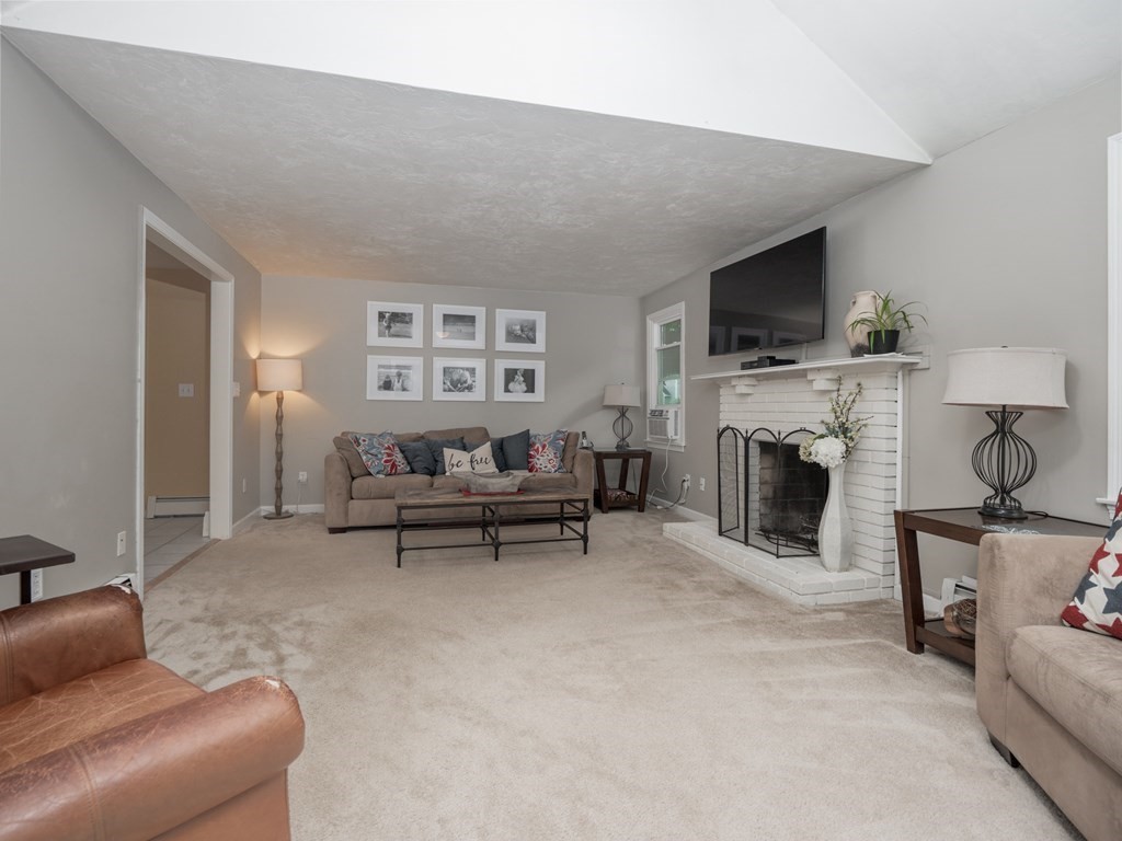 24 Stoneybrook Road Grafton, MA 01536 - Photo 15 of 42