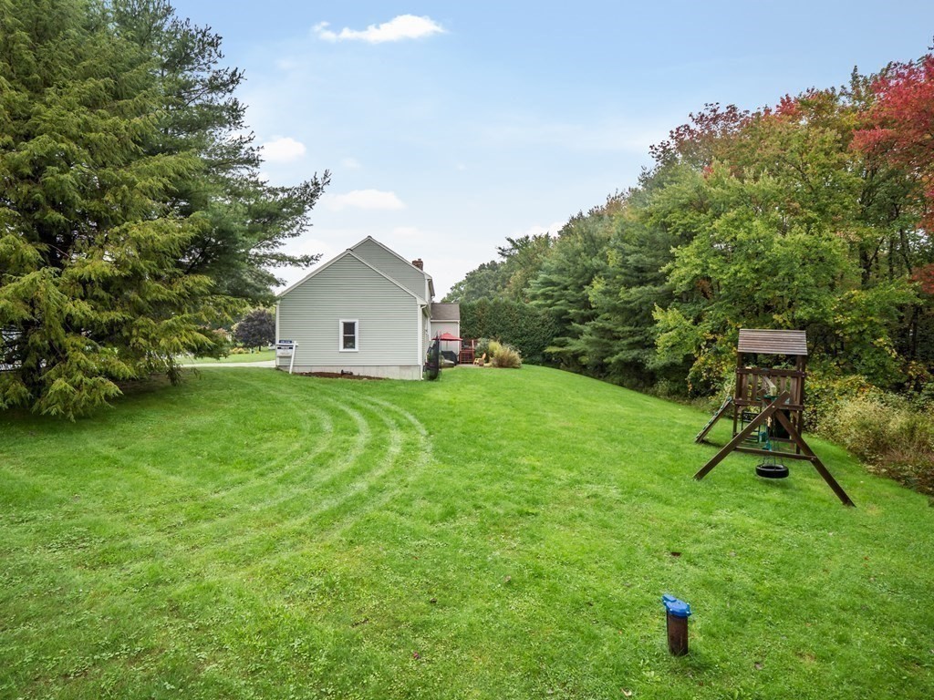 24 Stoneybrook Road Grafton, MA 01536 - Photo 35 of 42
