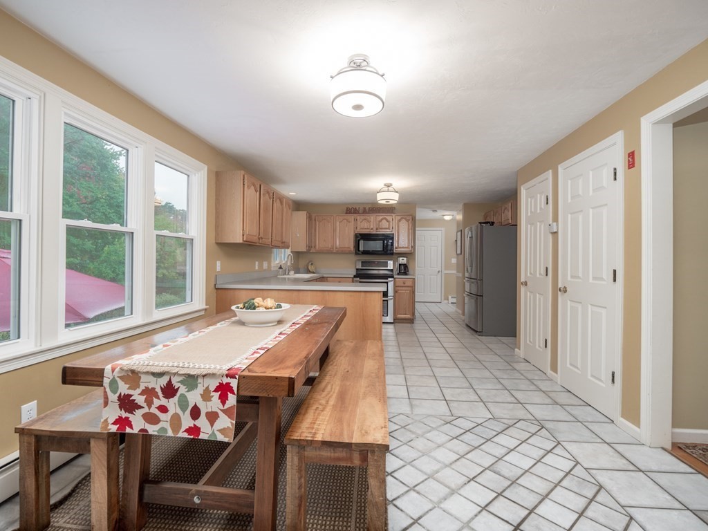24 Stoneybrook Road Grafton, MA 01536 - Photo 10 of 42