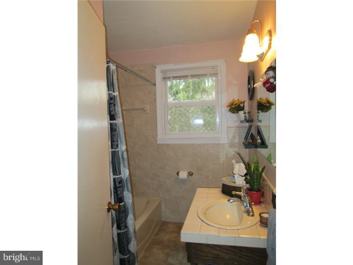 321 Conover Road East Windsor, NJ 08520 - Photo 14 of 21 Gallery Image 14