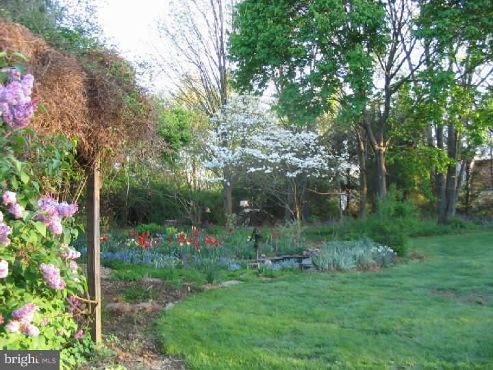 321 Conover Road East Windsor, NJ 08520 - Photo 21 of 21 Gallery Image 21