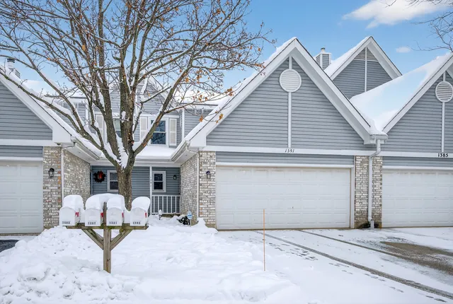 $2,600 | 1391 Sherwood Court, Gurnee, IL 60031