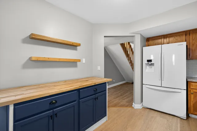 $2,600 | 1391 Sherwood Court, Gurnee, IL 60031