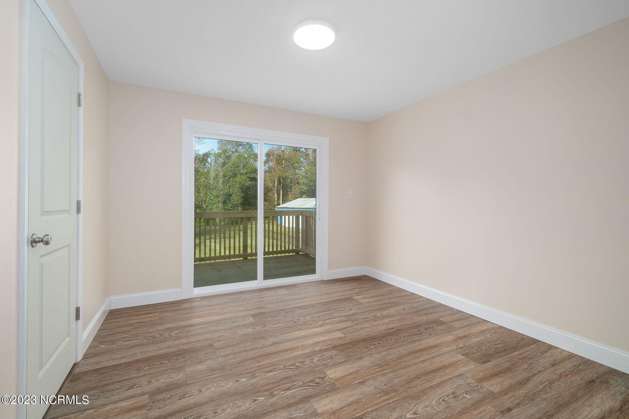 2613 Mayberry Loop Road Morehead City, NC 28557 - Photo 29 of 51 Upstairs Bonus