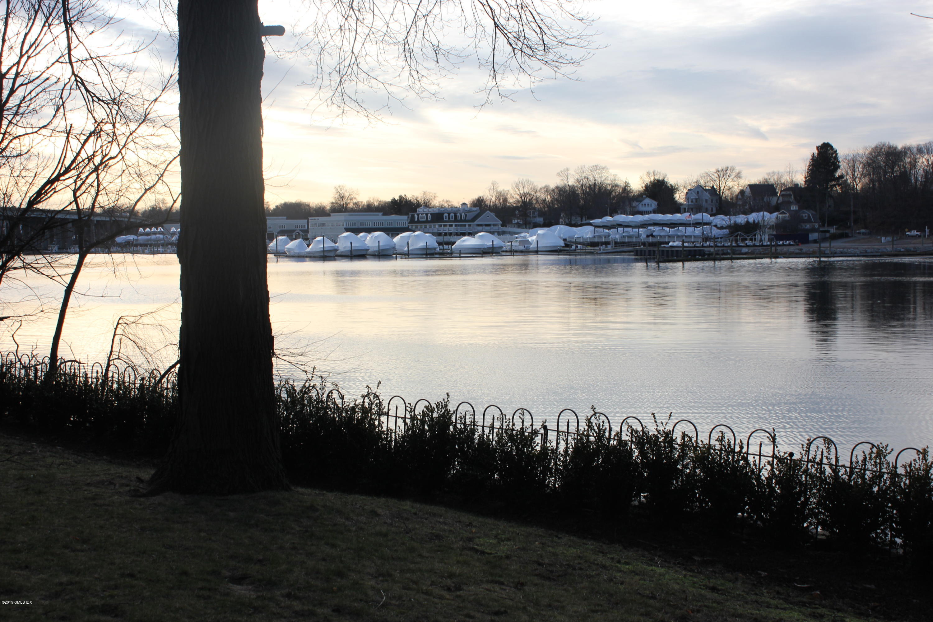 5 Wallasy Way, Riverside, CT 06878 Compass