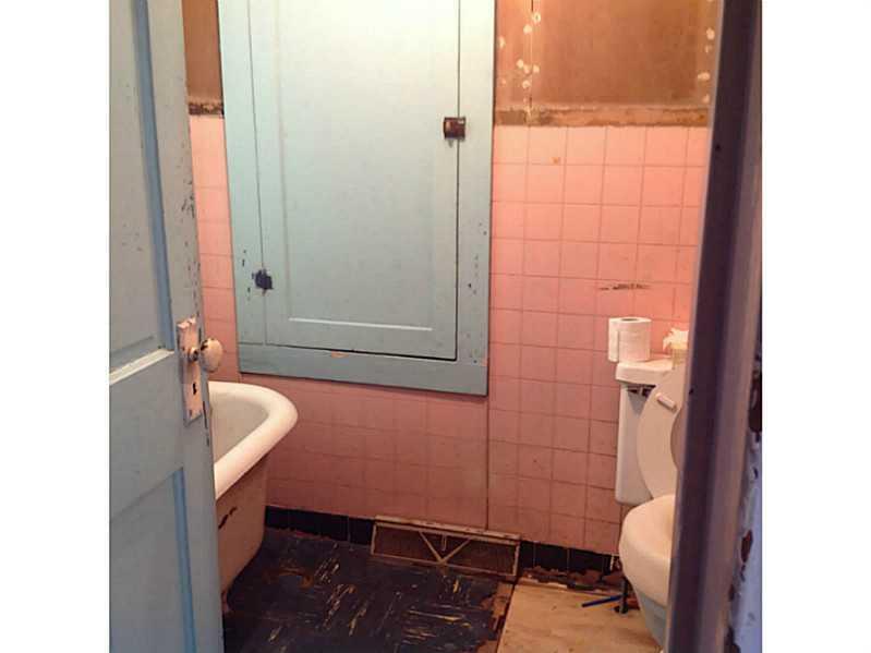 766 Wheatland Road West Middlesex, PA 16159 - Photo 8 of 12 Full Bath.