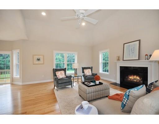 466 Hill Road Boxborough, MA 01719 - Photo 20 of 40
