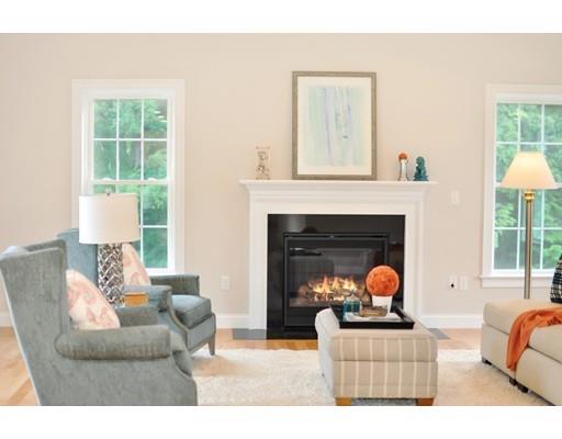 466 Hill Road Boxborough, MA 01719 - Photo 21 of 40