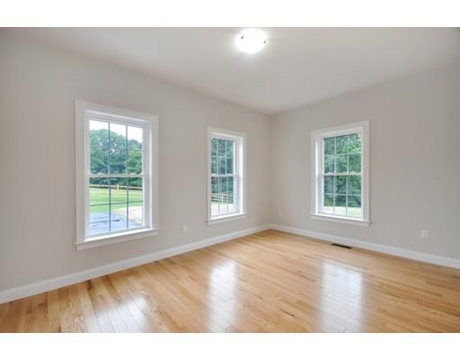 466 Hill Road Boxborough, MA 01719 - Photo 25 of 40