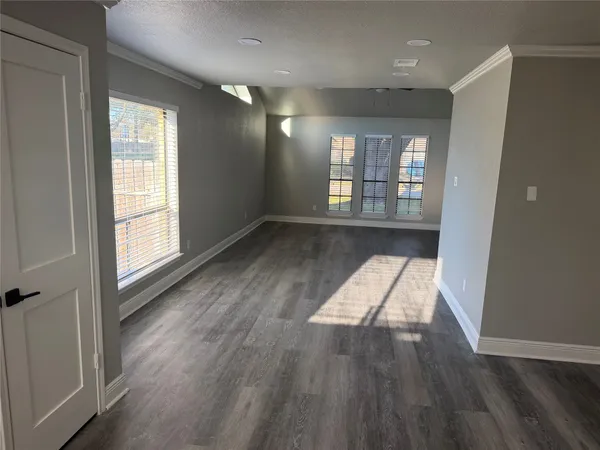 $2,500 | 12230 Kleinmeadow Drive, Houston, TX 77066