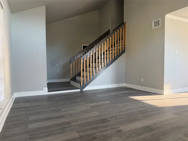 $2,500 | 12230 Kleinmeadow Drive, Houston, TX 77066