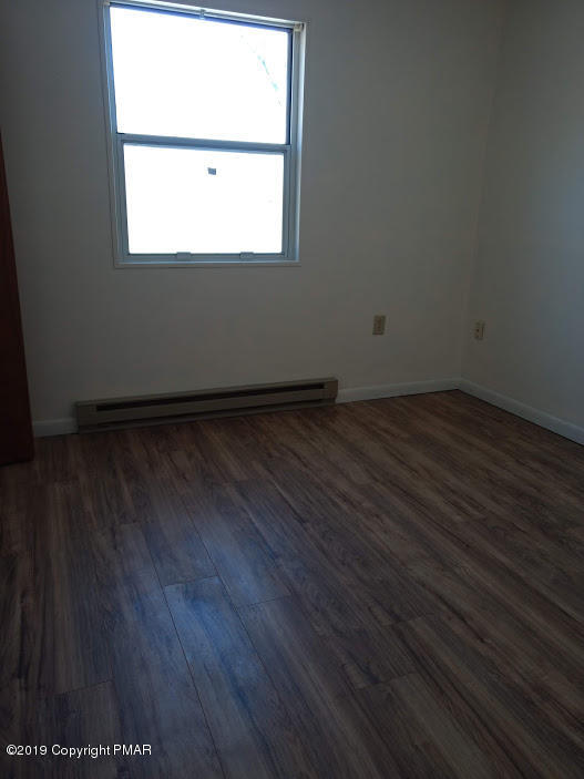 3179 Pine Ridge Drive East Bushkill, PA 18324 - Photo 20 of 43 3159 Pine Ridge-28