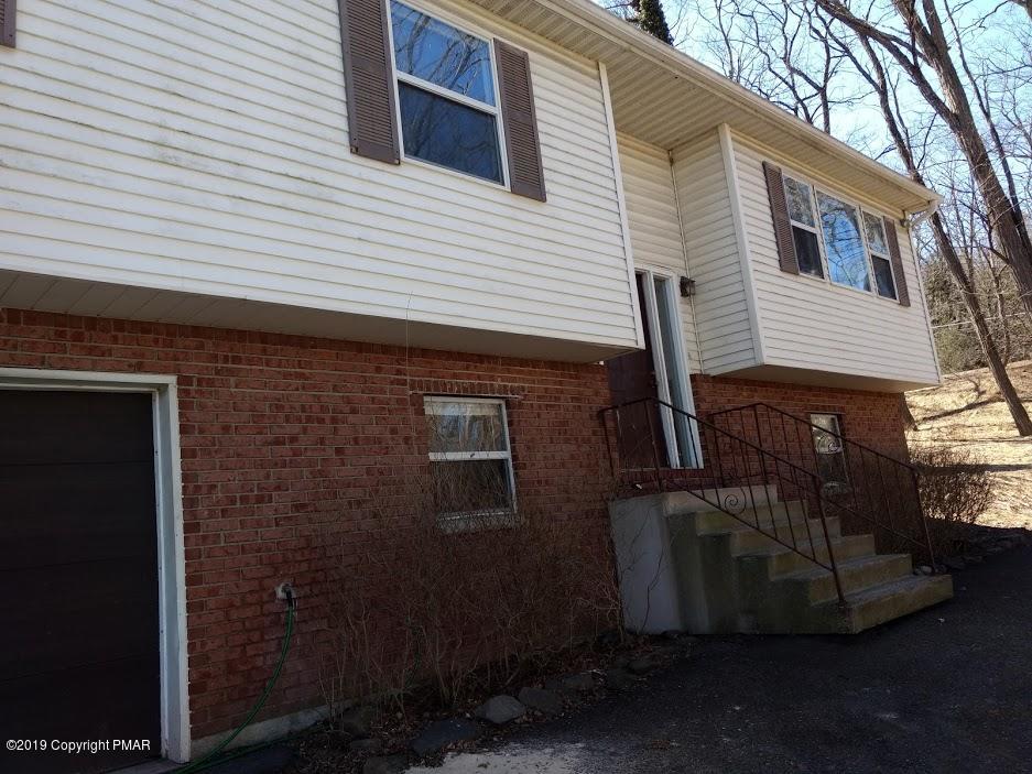 3179 Pine Ridge Drive East Bushkill, PA 18324 - Photo 3 of 43 3159 Pine Ridge-44