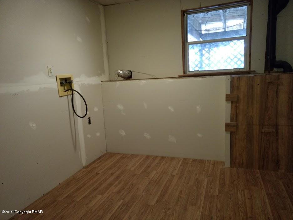 3179 Pine Ridge Drive East Bushkill, PA 18324 - Photo 38 of 43 3159 Pine Ridge-35