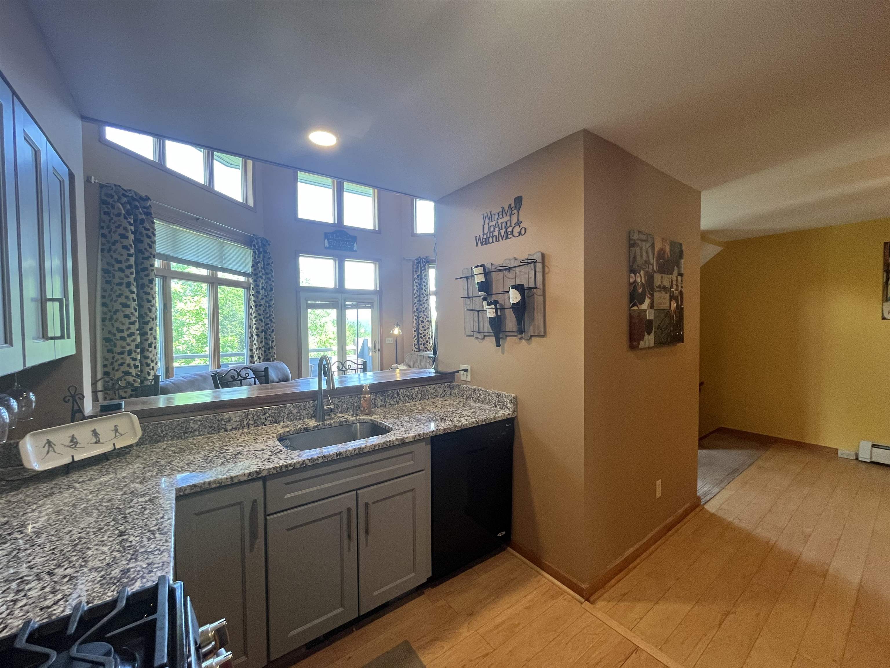 15 Haymaker Lane, Unit 6B Wilmington, VT 05363 - Photo 11 of 55