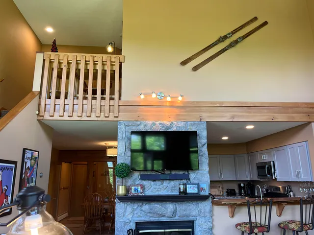 $640,000 | 15 Haymaker Lane, Unit 6B, Wilmington, VT 05363