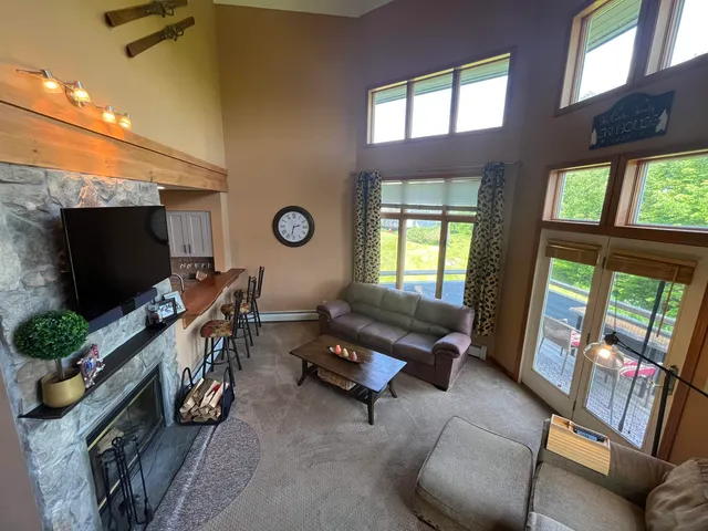 $640,000 | 15 Haymaker Lane, Unit 6B, Wilmington, VT 05363