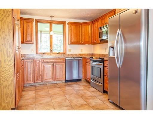 30 Comins Road Oxford, MA 01537 - Photo 5 of 25