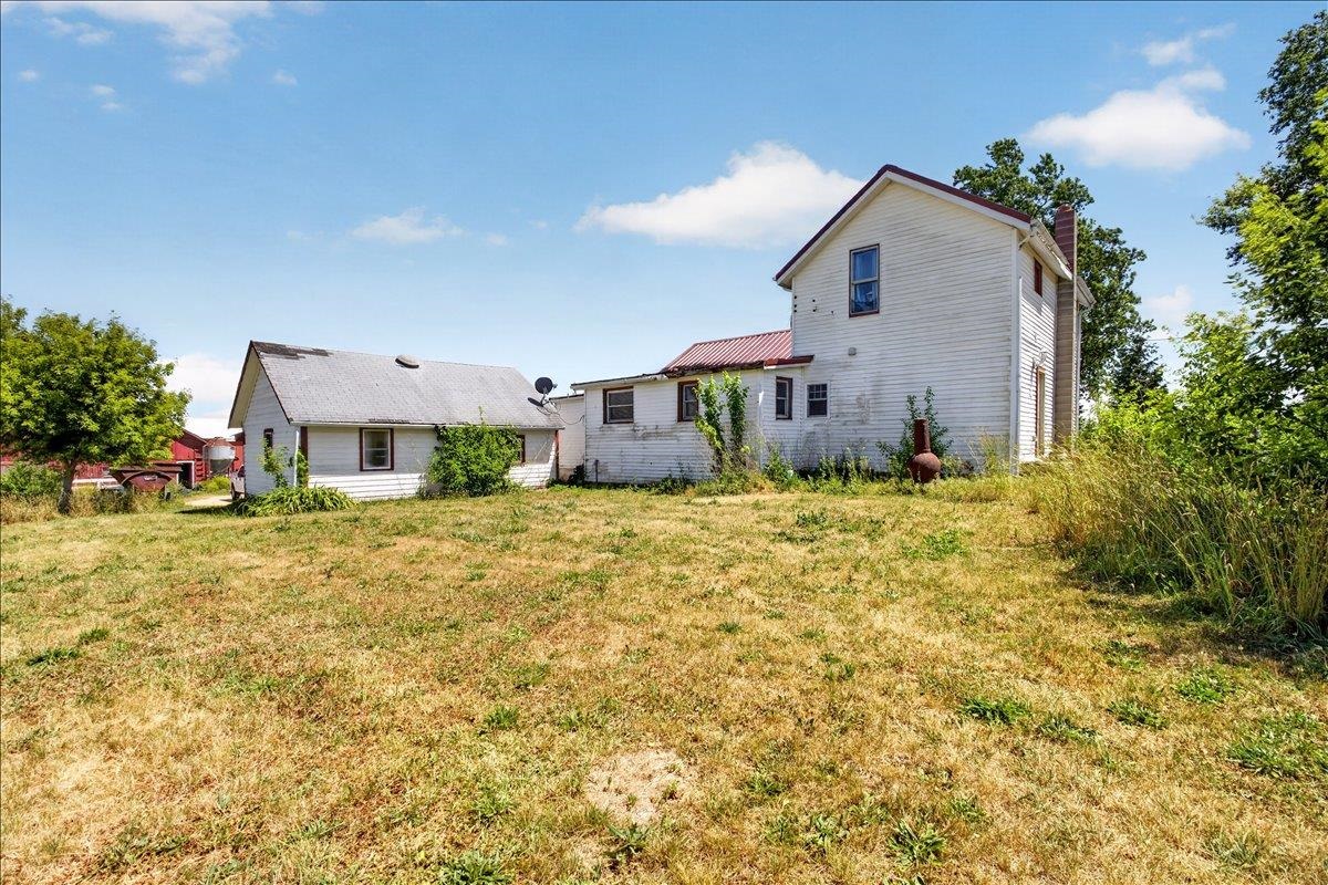 10112 East High Road Stillman Valley, IL 61084 - Photo 16 of 42