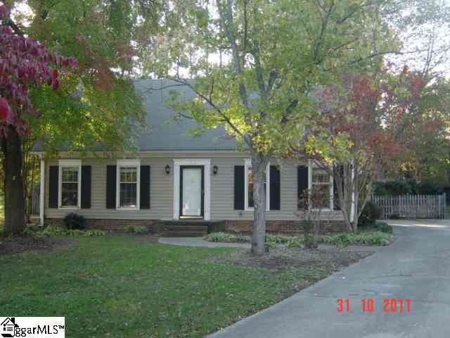 108 Crown Point Court Greer, SC 29650 - Photo 1 of 22 Gallery Image 1