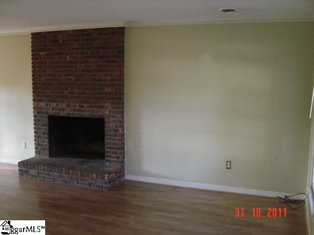 108 Crown Point Court Greer, SC 29650 - Photo 2 of 22 Gallery Image 2